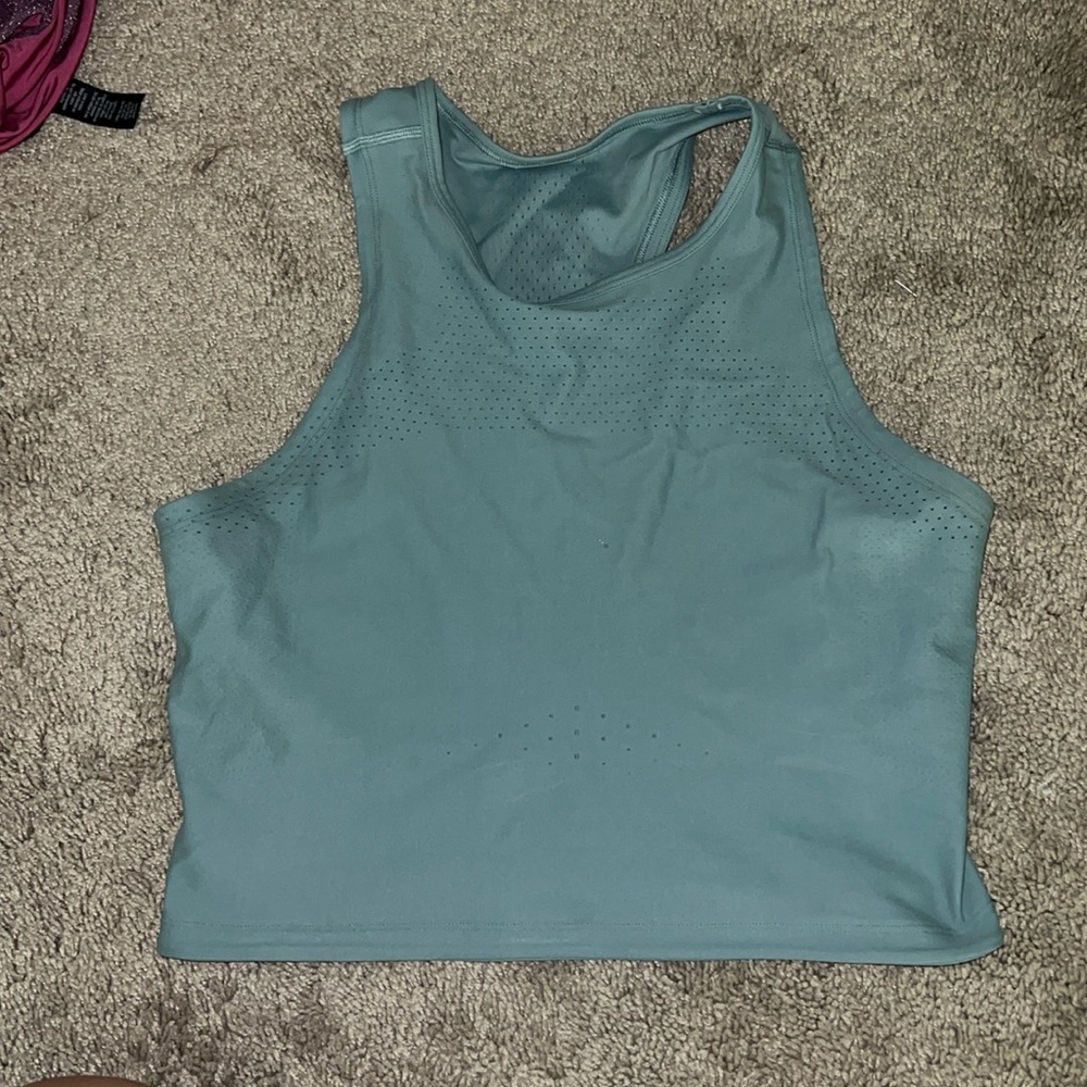 Lululemon tight workout top